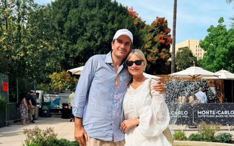 Φαίη Σκορδά: Οι ρομαντικές φωτογραφίες με τον σύντροφό έχοντας θέα το ηλιοβασίλεμα
